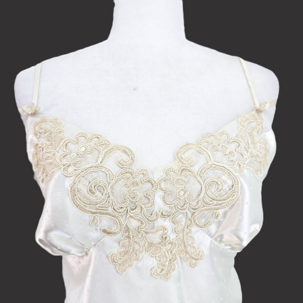 VTG Linea Donatella Peignoir Cut Off White Embellished Lace Satin Top Women XL